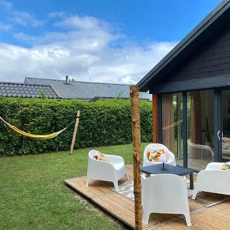 Oosterschelde Lodge Met Veel Privacy En Dicht Bij Het Water Scherpenisse Exterior photo
