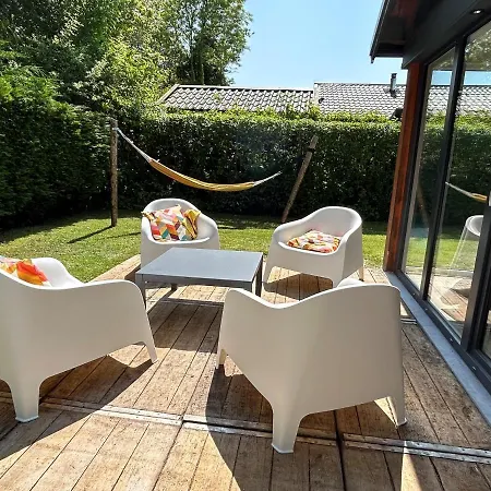 Oosterschelde Lodge Met Veel Privacy En Dicht Bij Het Water Scherpenisse Exterior photo