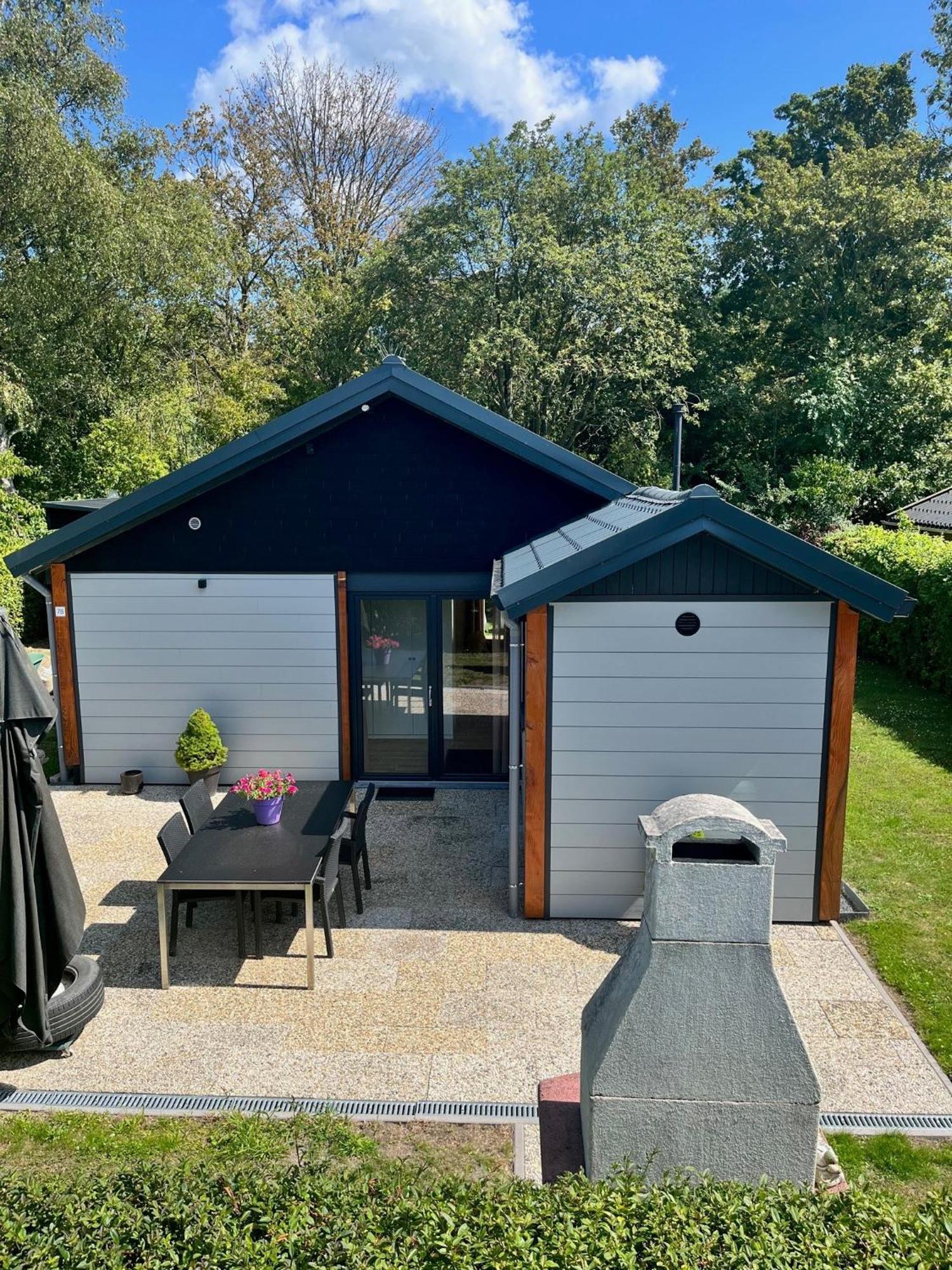 Oosterschelde Met Veel Privacy En Dicht Bij Het Water Holiday home